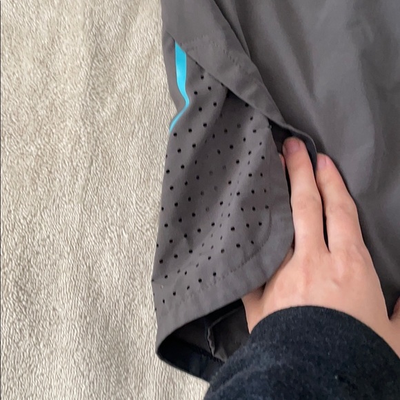 Nike medium Dri-Fit athletic short - Picture 2 of 3